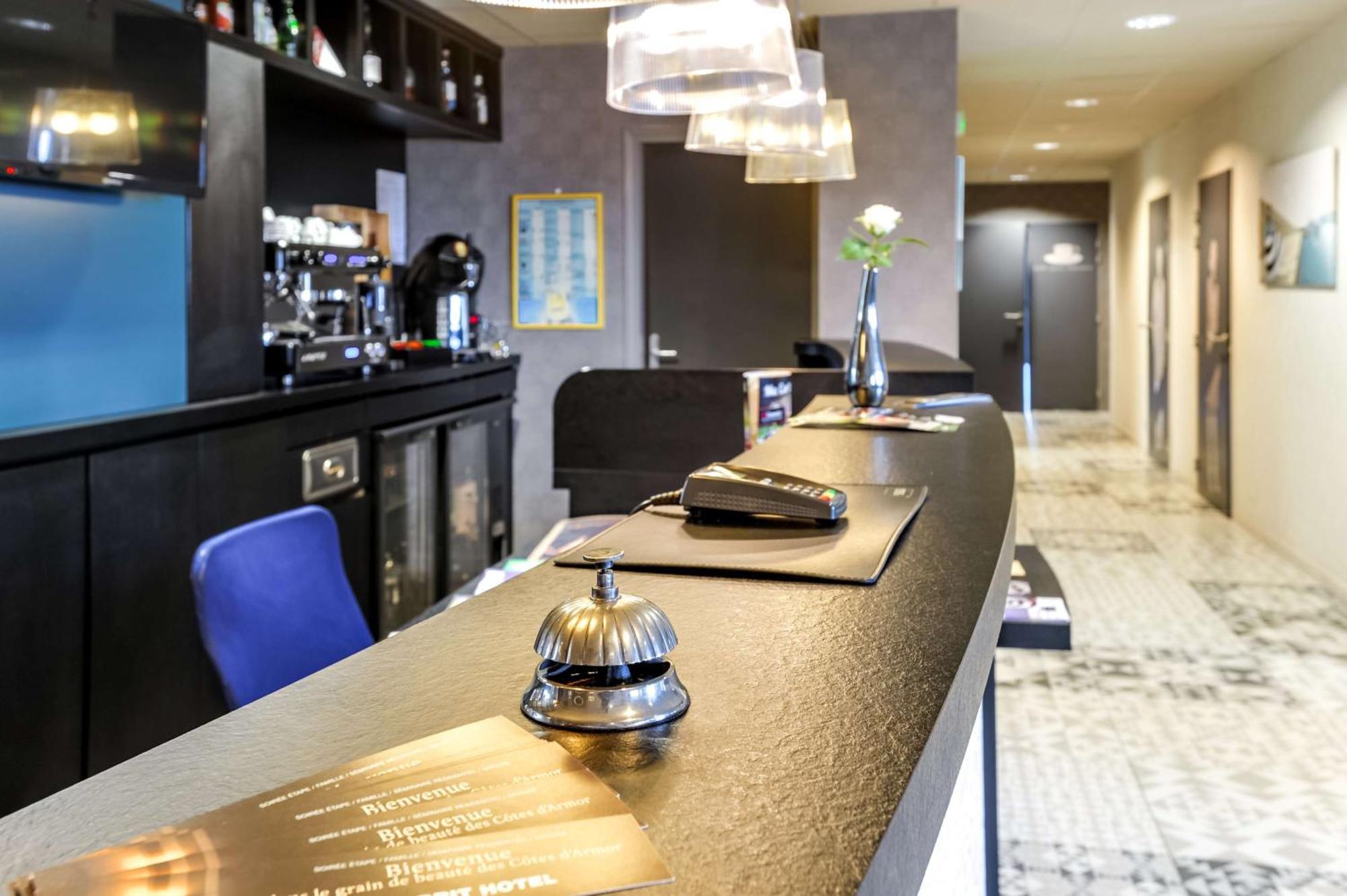 Brit Hotel Le Galion & Spa Binic Bagian luar foto